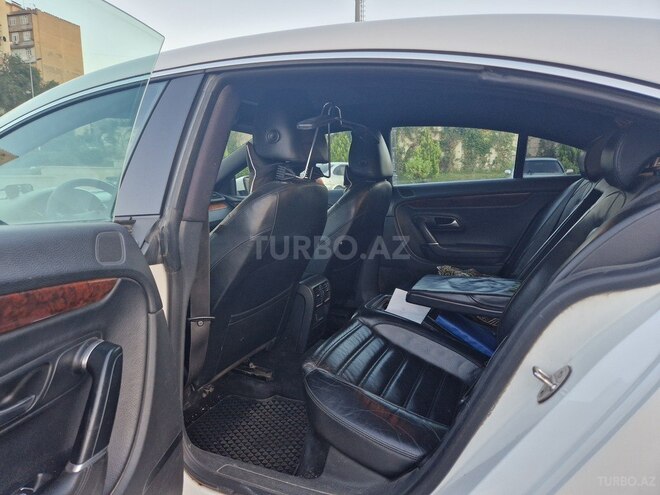 Volkswagen Passat CC-12