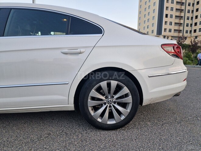 Volkswagen Passat CC-9