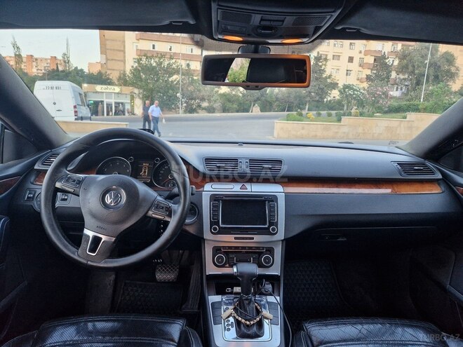 Volkswagen Passat CC-10