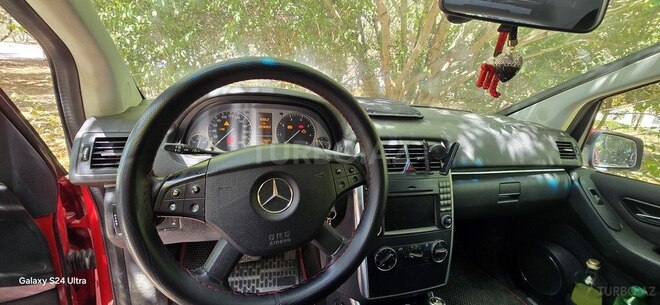Mercedes B 180 2010, 283,000 km - 1.7 л - Şirvan