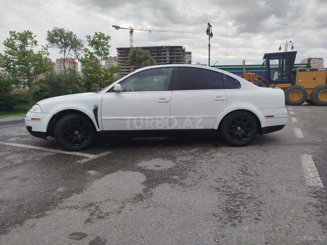 Volkswagen Passat 2003, 318,000 km - 1.8 l - Bakı