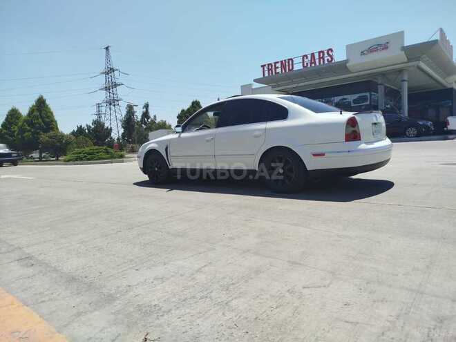 Volkswagen Passat 2003, 318,000 km - 1.8 l - Bakı
