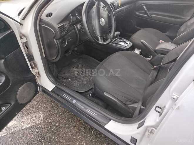 Volkswagen Passat 2003, 318,000 km - 1.8 l - Bakı