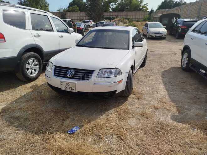 Volkswagen Passat 2003, 318,000 km - 1.8 l - Bakı