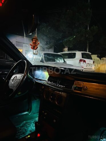 Mercedes 190 1991, 267,349 km - 2.0 л - Bakı