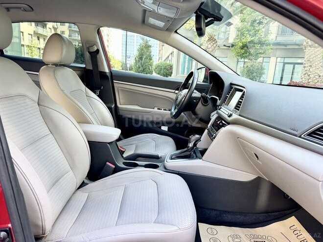 Hyundai Elantra 2017, 107,000 km - 2.0 l - Bakı