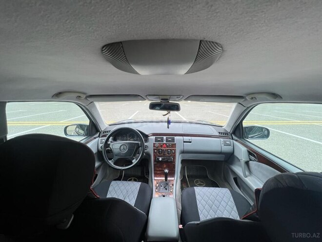Mercedes E 240 1999, 450,000 km - 2.4 л - Bakı