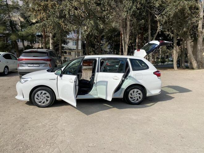 Toyota Corolla Fielder 2019, 115,000 km - 1.5 л - Bakı