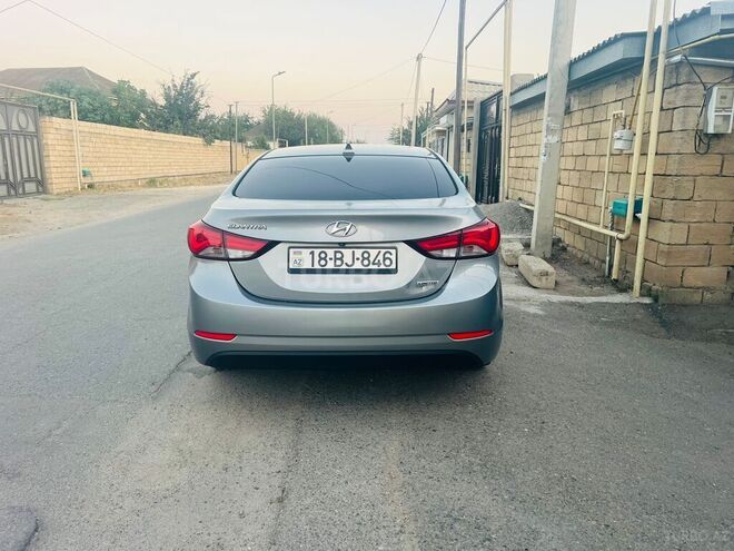Hyundai Elantra 2014, 136,000 km - 1.8 l - Şirvan