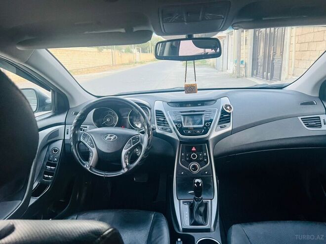 Hyundai Elantra 2014, 136,000 km - 1.8 l - Şirvan