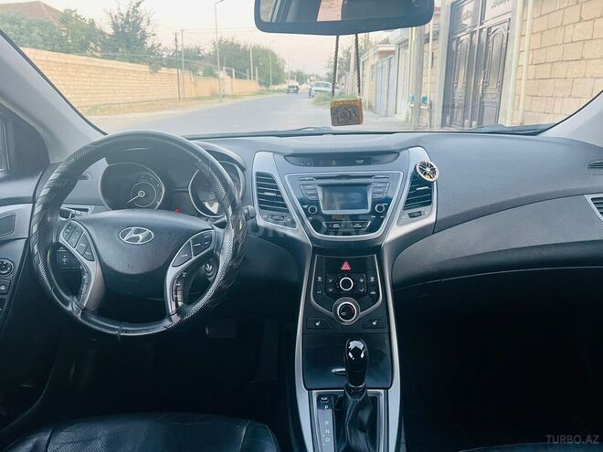 Hyundai Elantra 2014, 136,000 km - 1.8 l - Şirvan