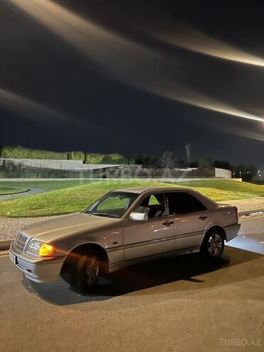 Mercedes C 200 1995, 550,000 km - 2.0 l - Bakı