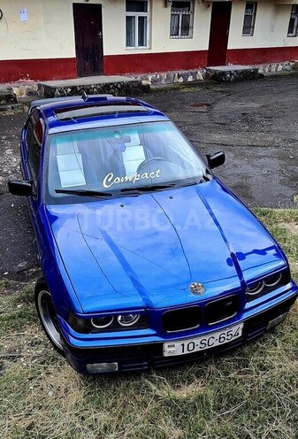 BMW 316 1996, 531,084 km - 1.6 l - Qusar