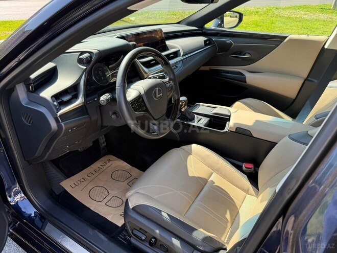 Lexus ES 300h 2021, 56,000 km - 2.5 л - Bakı