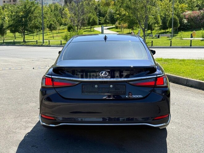 Lexus ES 300h 2021, 56,000 km - 2.5 л - Bakı