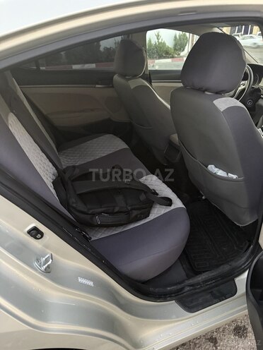 Hyundai Elantra 2017, 109,435 km - 2.0 l - Bakı
