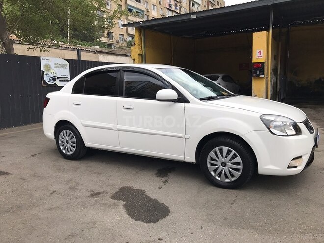 Kia Rio 2011, 280,000 km - 0.2 l - Bakı