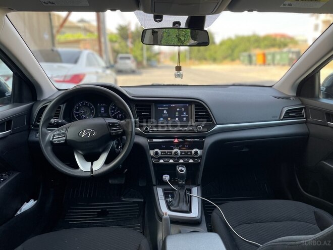 Hyundai Elantra 2020, 111,000 km - 2.0 l - Bakı