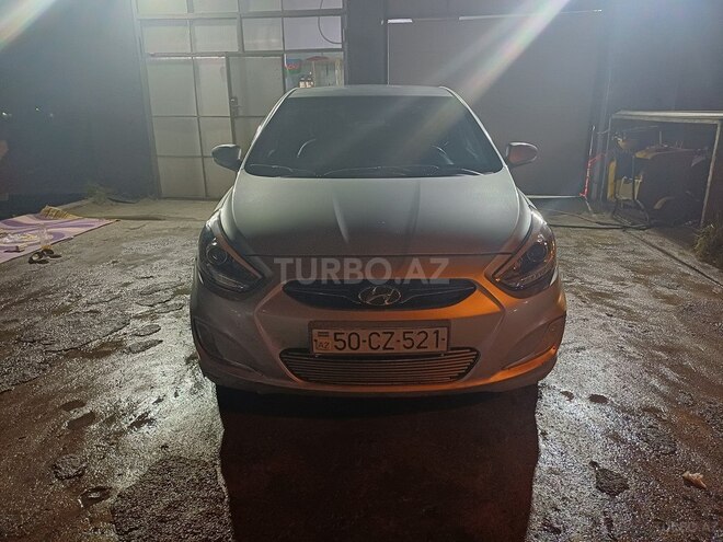Hyundai Solaris 2013, 490,000 km - 1.6 л - Bakı