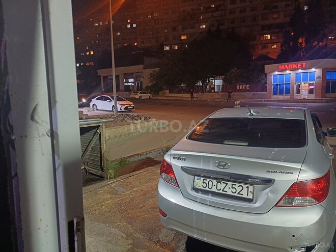 Hyundai Solaris 2013, 490,000 km - 1.6 л - Bakı