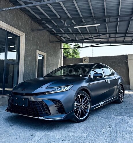 Toyota Camry-1