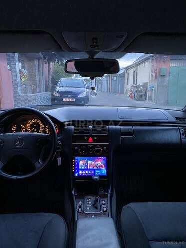 Mercedes E 200 1997, 525,000 km - 2.0 l - Bakı
