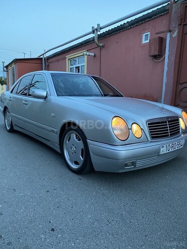 Mercedes E 200 1997, 525,000 km - 2.0 l - Bakı