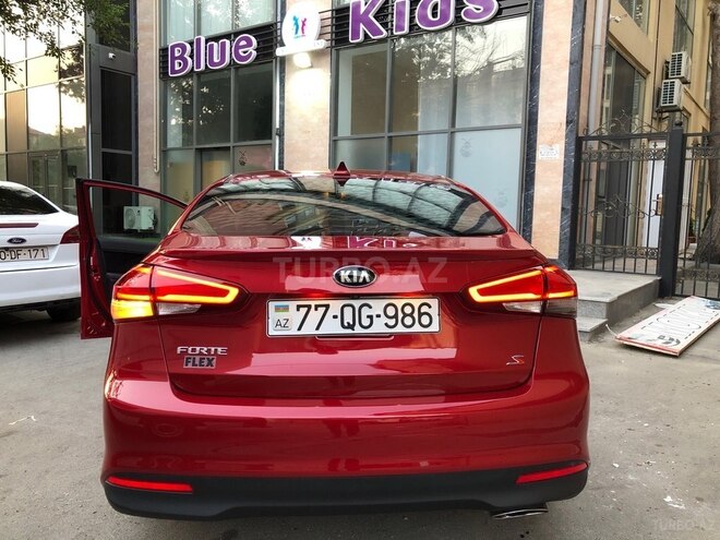 Kia Forte 2017, 173,809 km - 2.0 l - Bakı