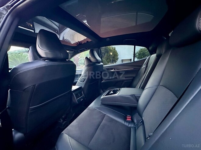 Toyota Camry 2024, 35,000 km - 2.0 l - Bakı
