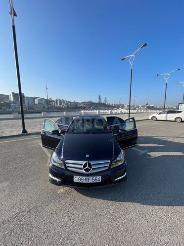 Mercedes C 250-1