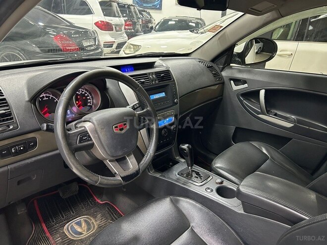 Geely Emgrand X7-6