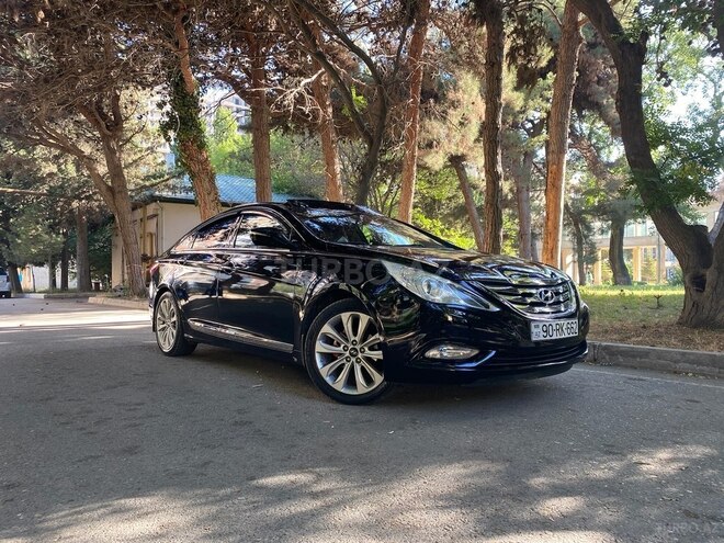 Hyundai Sonata-4
