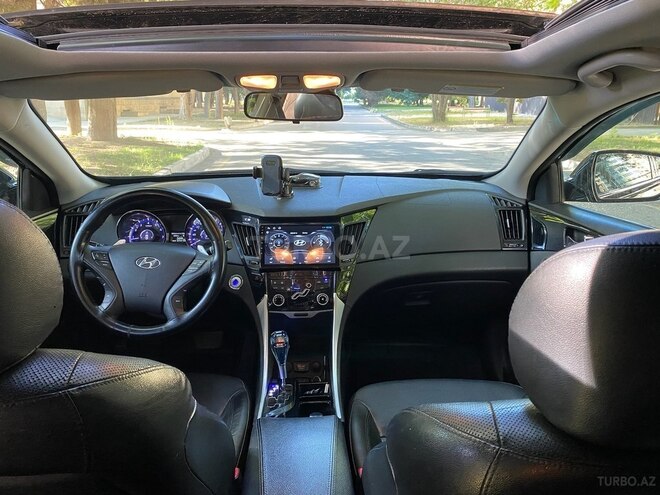 Hyundai Sonata-8