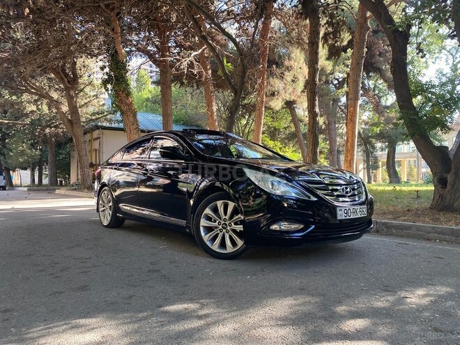 Hyundai Sonata-17