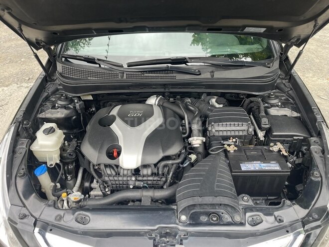 Hyundai Sonata-15