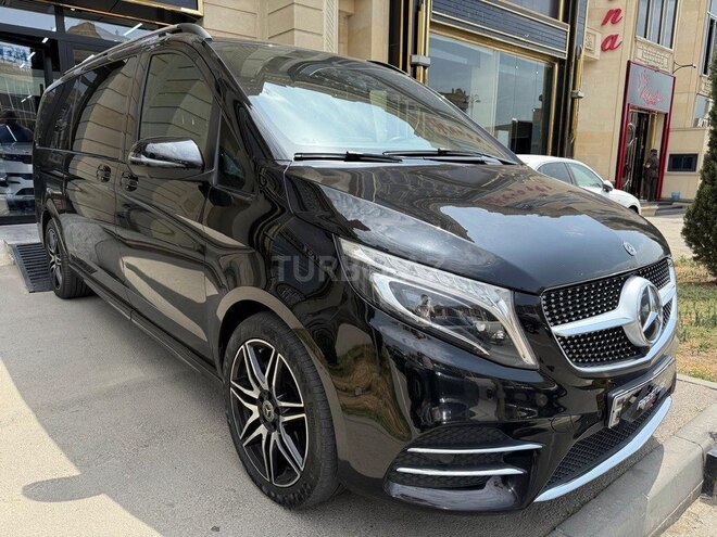 Mercedes V 300-1