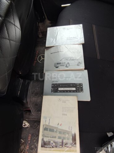 Mercedes E 220 1994, 367,000 km - 2.2 l - Astara