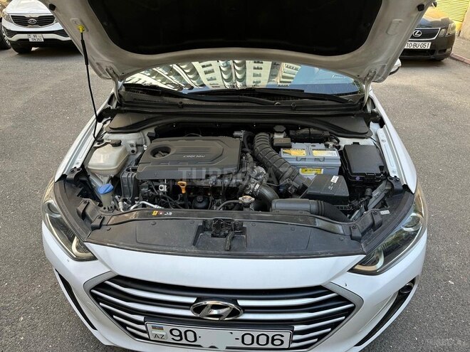 Hyundai Avante 2016, 101,000 km - 1.6 л - Bakı