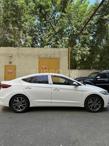 Hyundai Avante 2016, 101,000 km - 1.6 л - Bakı