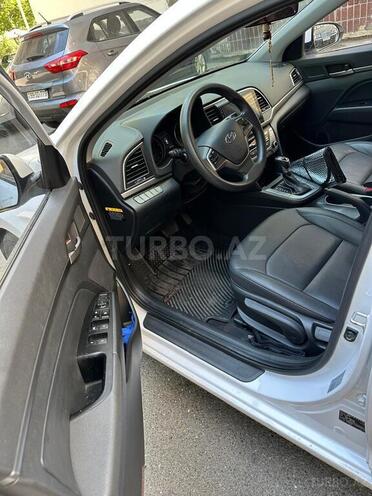 Hyundai Avante 2016, 101,000 km - 1.6 л - Bakı
