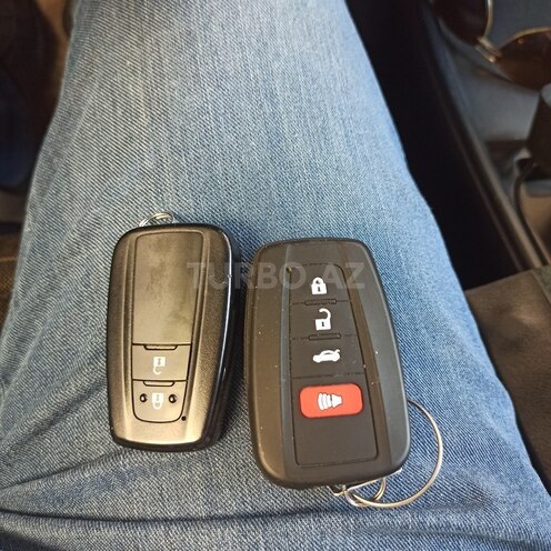 Toyota Prius 2019, 92,000 km - 1.8 l - Bakı