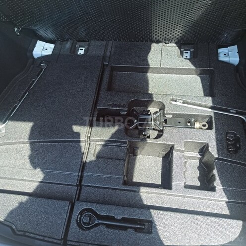 Toyota Prius 2019, 92,000 km - 1.8 l - Bakı