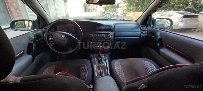 Opel Omega 1996, 298,000 km - 2.0 l - Bakı