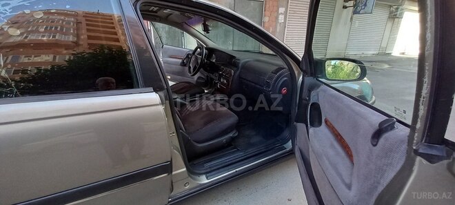 Opel Omega 1996, 298,000 km - 2.0 l - Bakı