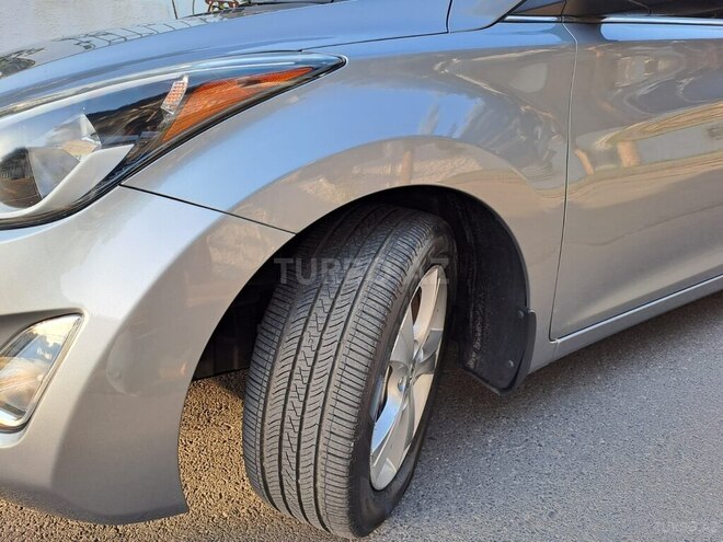 Hyundai Elantra 2015, 73,400 km - 1.8 л - Bakı
