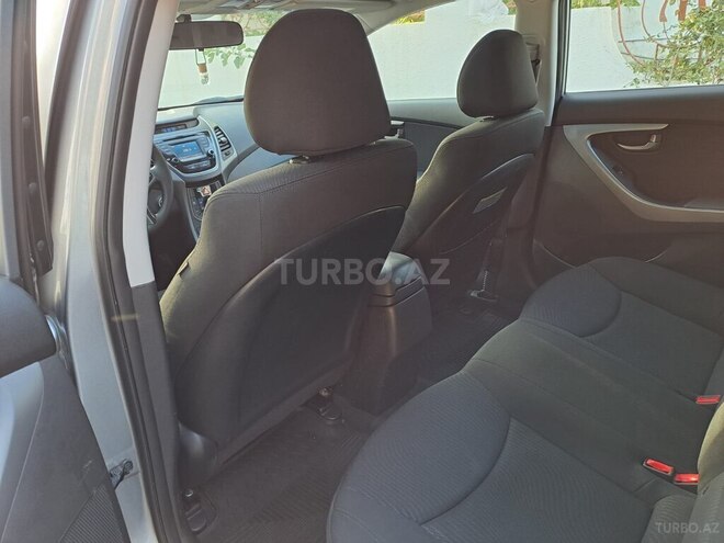 Hyundai Elantra 2015, 73,400 km - 1.8 л - Bakı