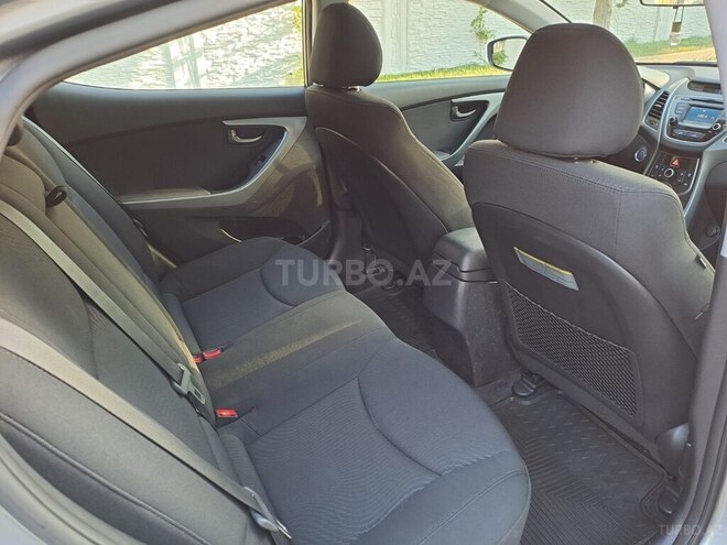 Hyundai Elantra 2015, 73,400 km - 1.8 л - Bakı