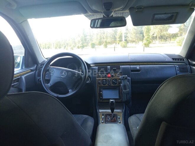 Mercedes E 240 2000, 365,211 km - 2.4 l - Şirvan