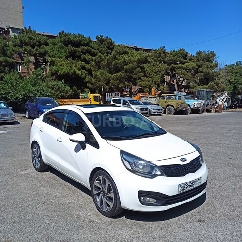 Kia Rio-4