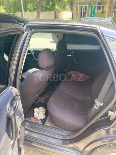 Opel Vectra 2000, 383,000 km - 1.6 l - Qazax